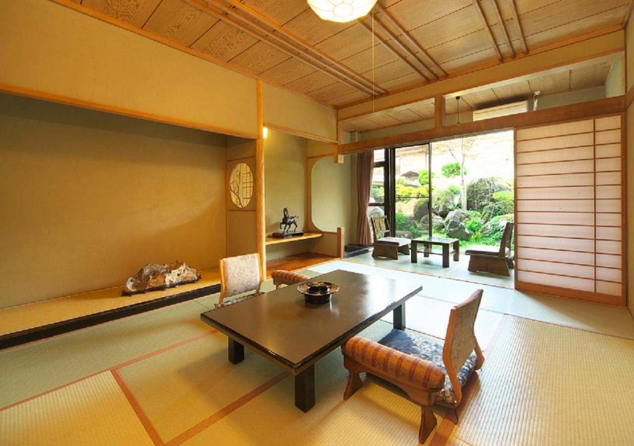 Meitei No Yado Hotel Koshien Fuefuki Extérieur photo